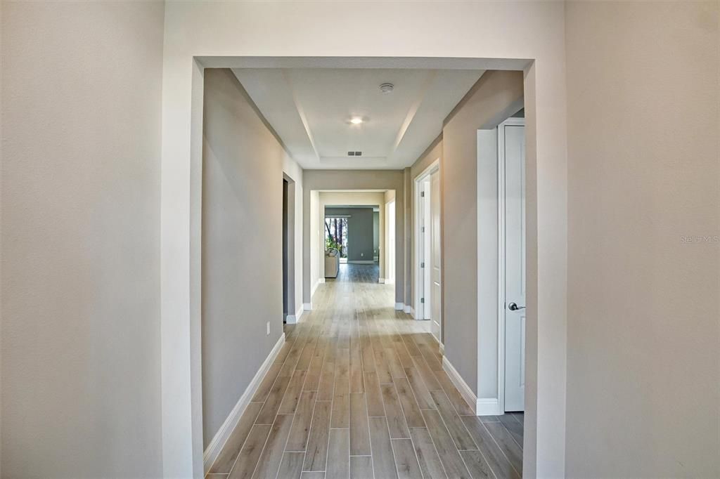 En Venta: $575,000 (4 camas, 3 baños, 2791 Pies cuadrados)