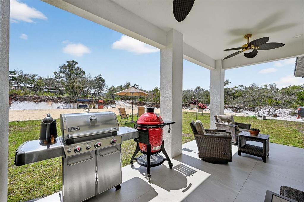 For Sale: $450,000 (3 beds, 3 baths, 1579 Square Feet)