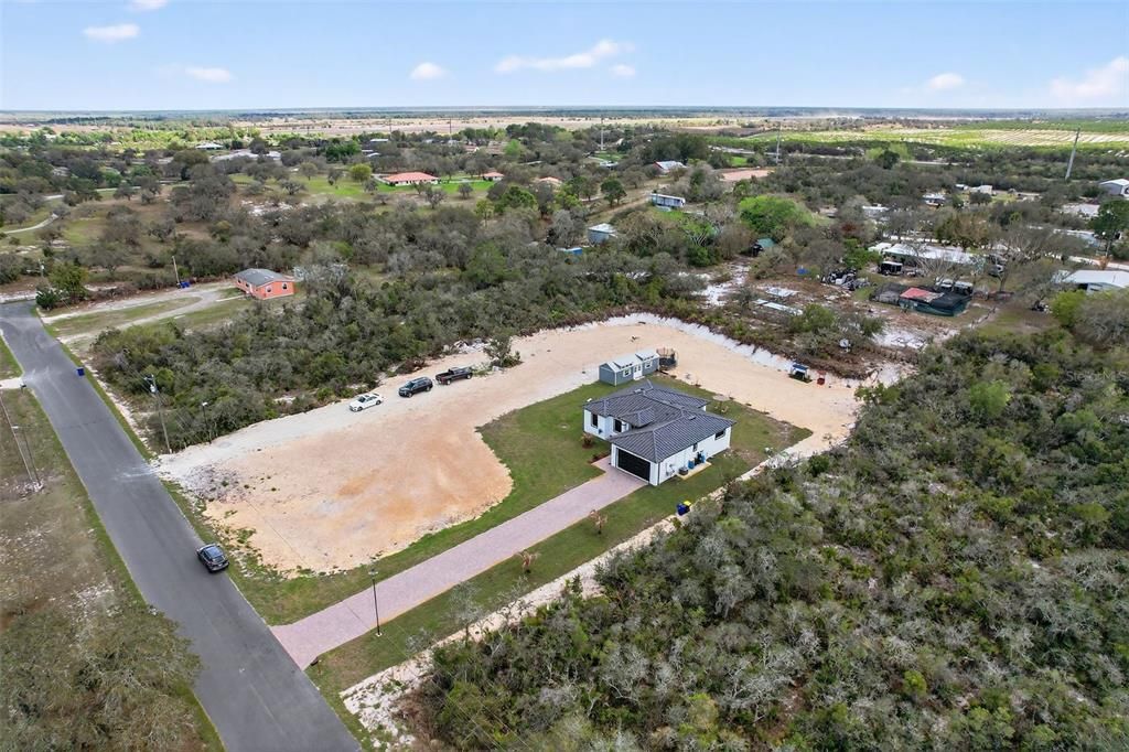 For Sale: $450,000 (3 beds, 3 baths, 1579 Square Feet)