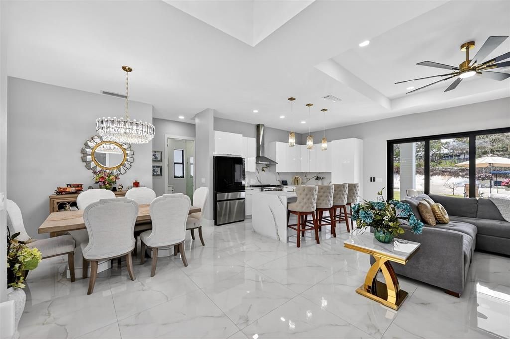 For Sale: $450,000 (3 beds, 3 baths, 1579 Square Feet)