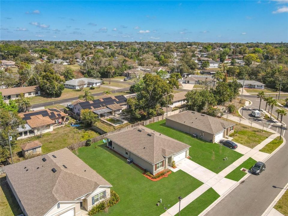 For Sale: $345,000 (3 beds, 2 baths, 1725 Square Feet)