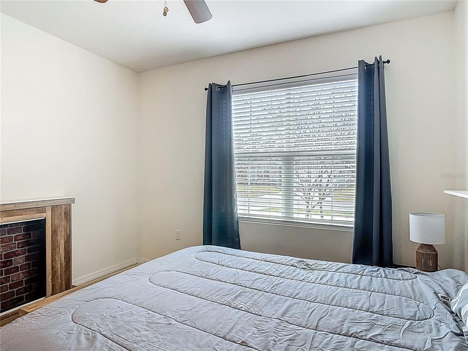 For Sale: $345,000 (3 beds, 2 baths, 1725 Square Feet)