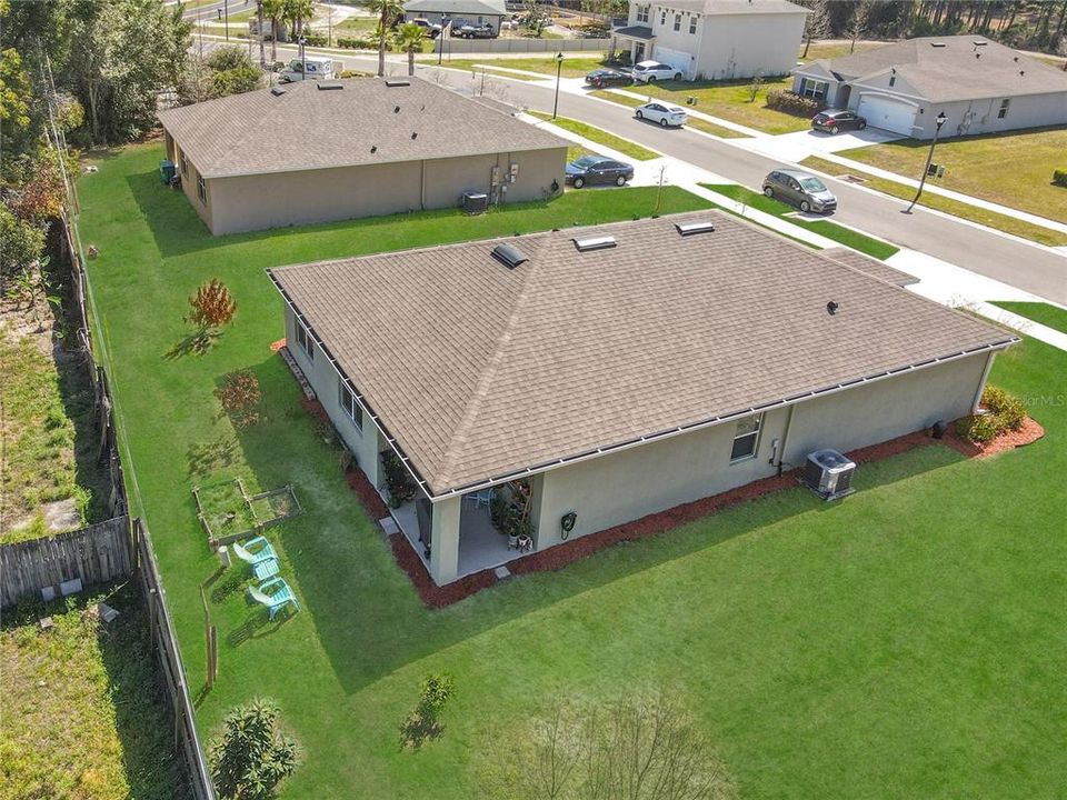 For Sale: $345,000 (3 beds, 2 baths, 1725 Square Feet)