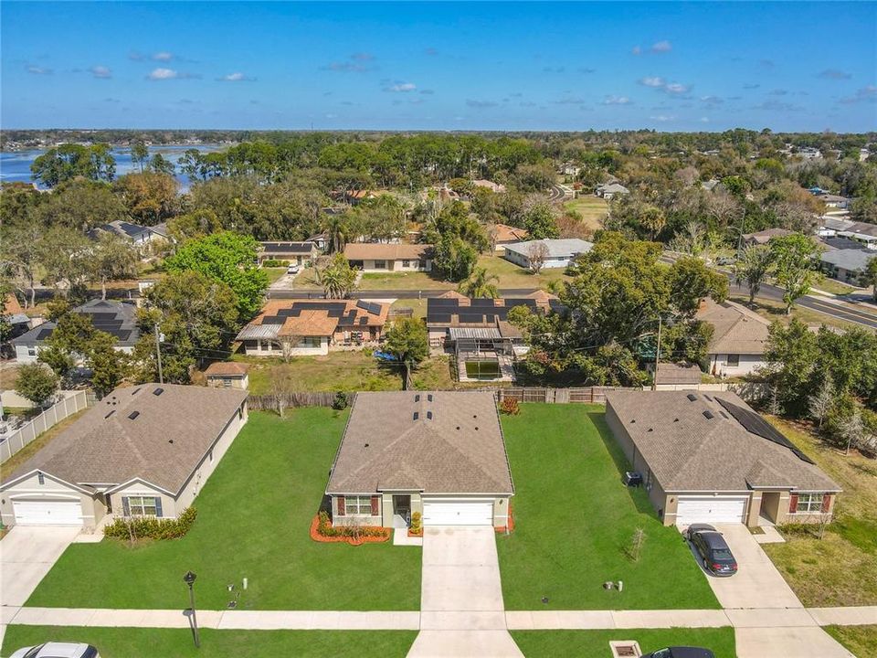 For Sale: $345,000 (3 beds, 2 baths, 1725 Square Feet)