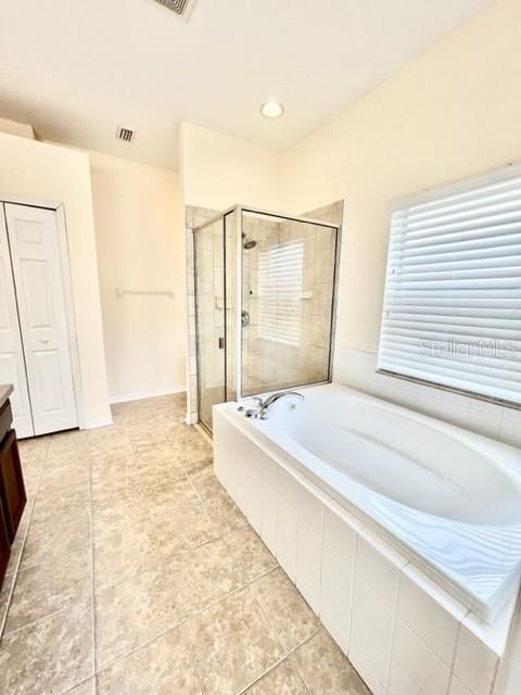 For Rent: $2,200 (3 beds, 2 baths, 1510 Square Feet)