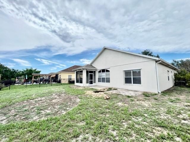 For Rent: $2,200 (3 beds, 2 baths, 1510 Square Feet)