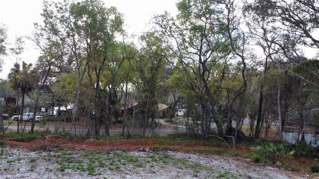 待售: $79,900 (0.44 acres)