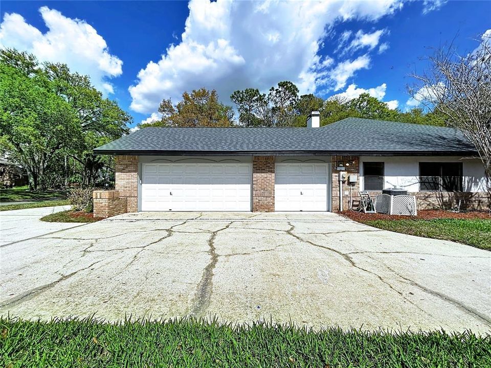 For Sale: $724,900 (5 beds, 3 baths, 4223 Square Feet)