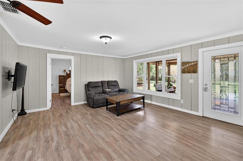 Active With Contract: $675,000 (3 beds, 2 baths, 1152 Square Feet)