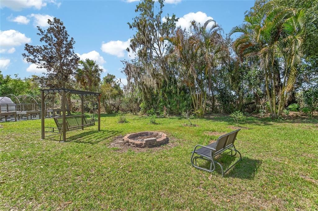 Active With Contract: $675,000 (3 beds, 2 baths, 1152 Square Feet)