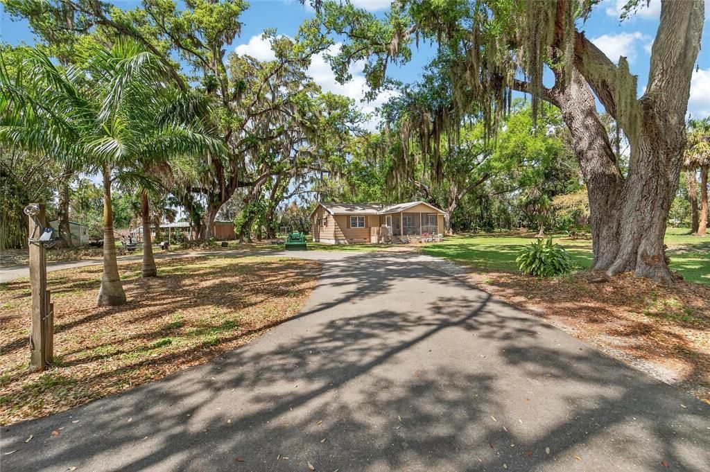 Active With Contract: $675,000 (3 beds, 2 baths, 1152 Square Feet)
