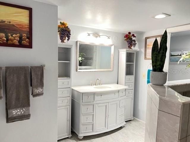 В аренду: $2,000 (2 спален, 2 ванн, 1516 Квадратных фут)