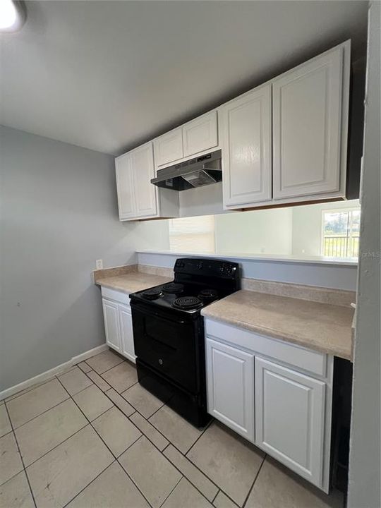 出租: $1,399 (2 贝兹, 2 浴室, 938 平方英尺)