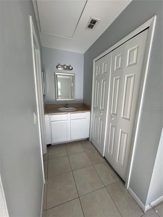 出租: $1,399 (2 贝兹, 2 浴室, 938 平方英尺)