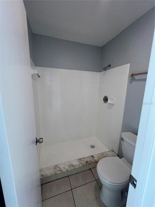 出租: $1,399 (2 贝兹, 2 浴室, 938 平方英尺)