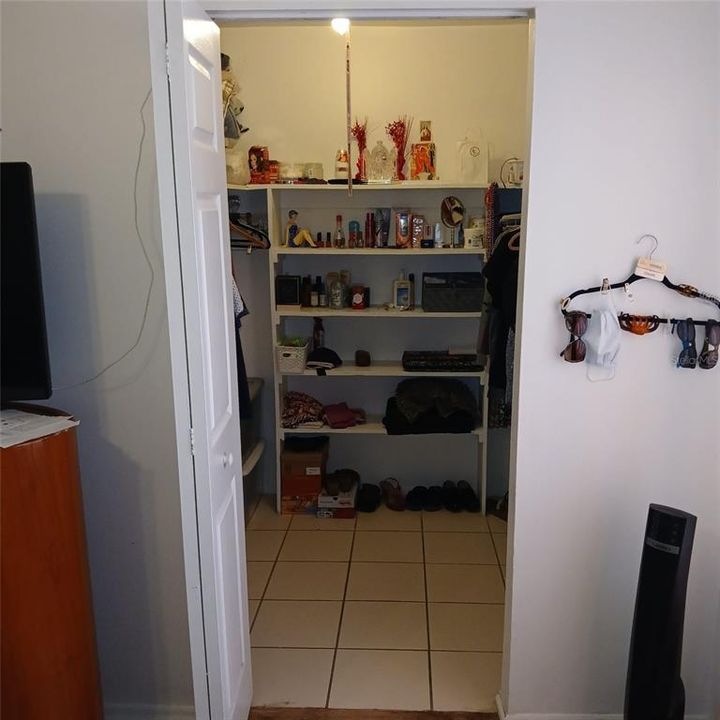 En Venta: $86,900 (1 camas, 1 baños, 682 Pies cuadrados)