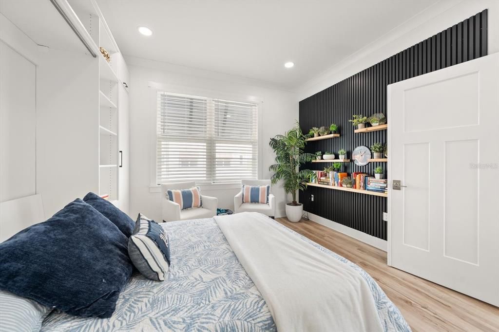 Active With Contract: $619,000 (3 beds, 2 baths, 2310 Square Feet)