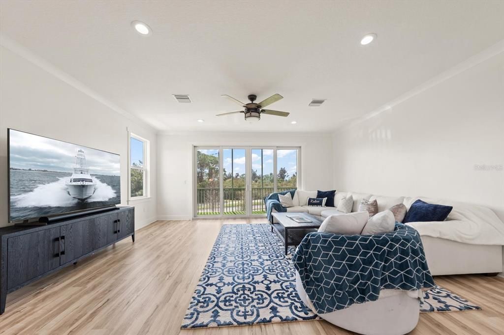 Active With Contract: $619,000 (3 beds, 2 baths, 2310 Square Feet)