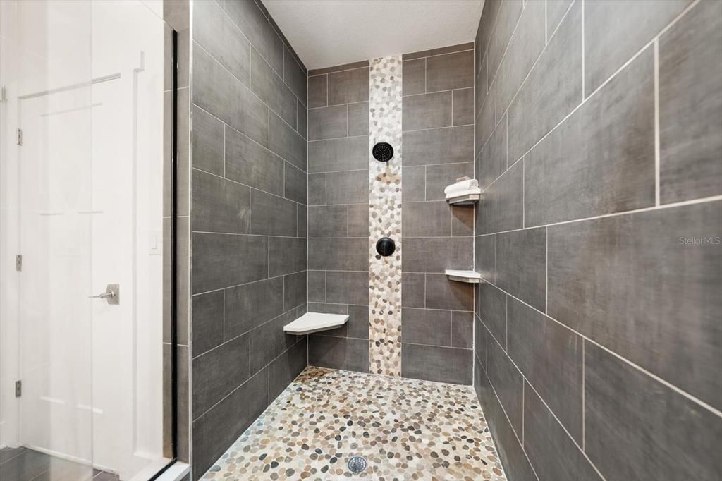 Active With Contract: $619,000 (3 beds, 2 baths, 2310 Square Feet)