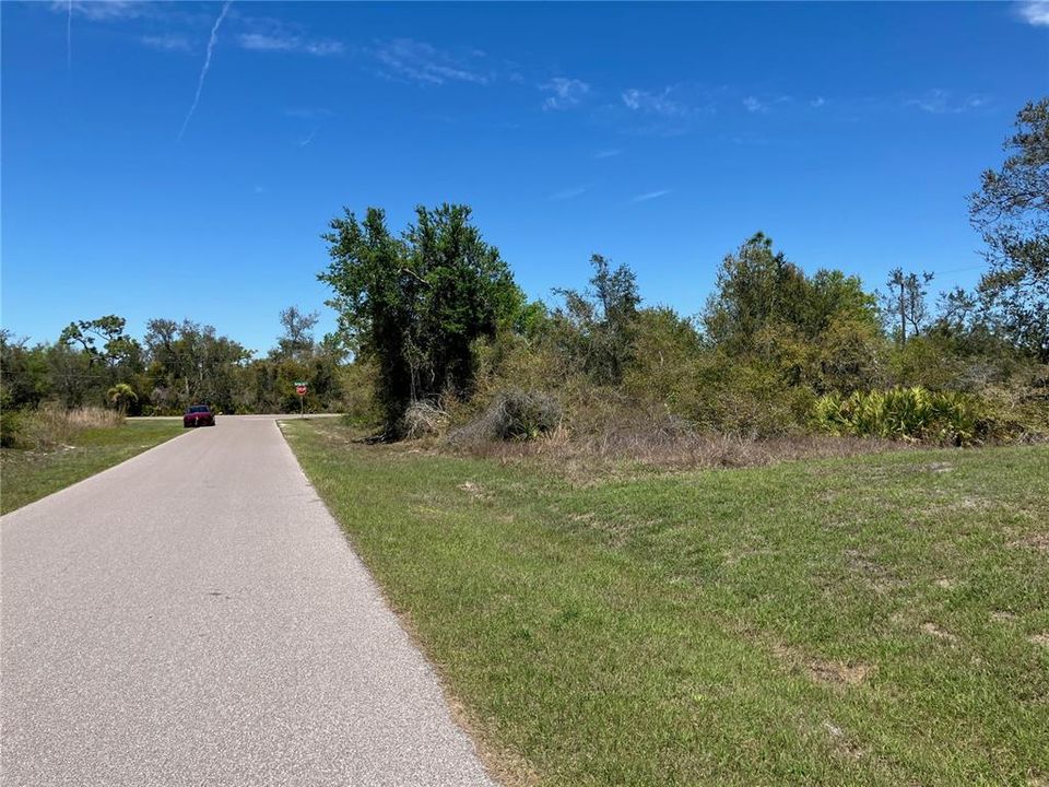 En Venta: $64,900 (0.75 acres)