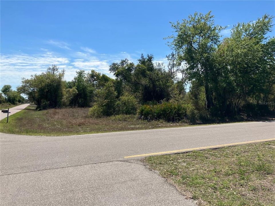 En Venta: $64,900 (0.75 acres)