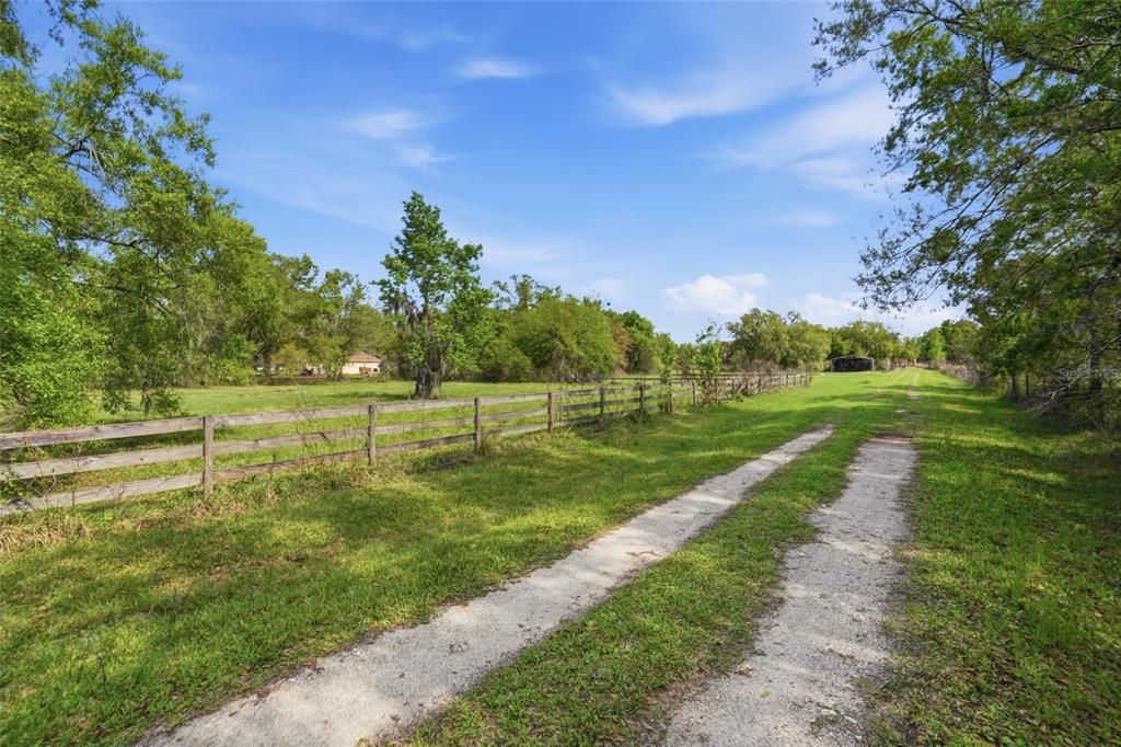 For Sale: $1,400,000 (3 beds, 2 baths, 1815 Square Feet)