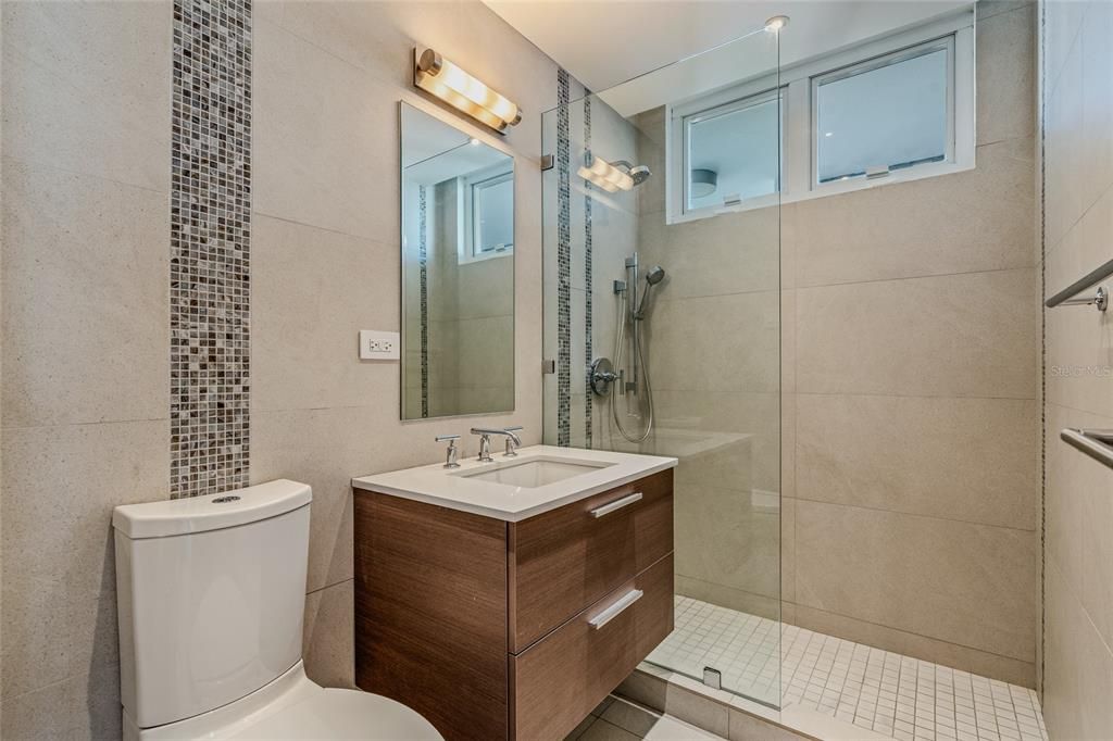 Activo con contrato: $1,690,000 (3 camas, 2 baños, 0 Pies cuadrados)