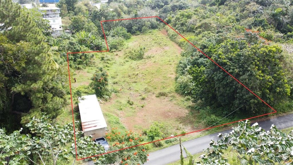 En Venta: $75,000 (1.23 acres)
