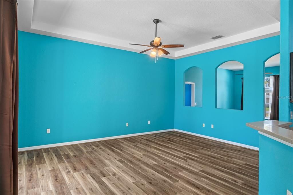 Active With Contract: $449,700 (3 beds, 2 baths, 2157 Square Feet)