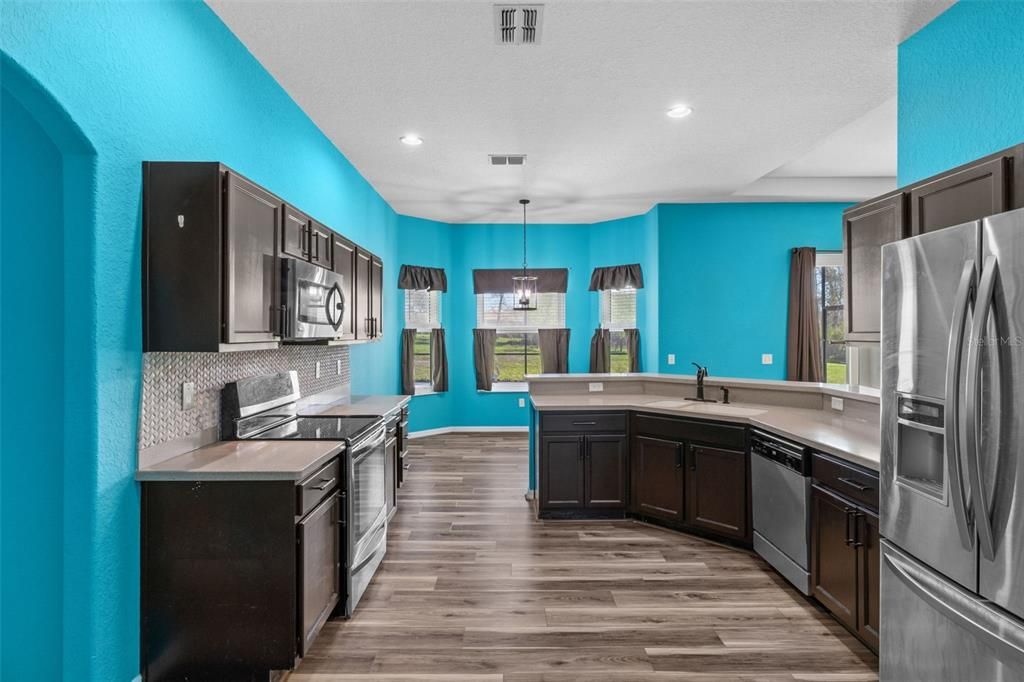 Active With Contract: $449,700 (3 beds, 2 baths, 2157 Square Feet)