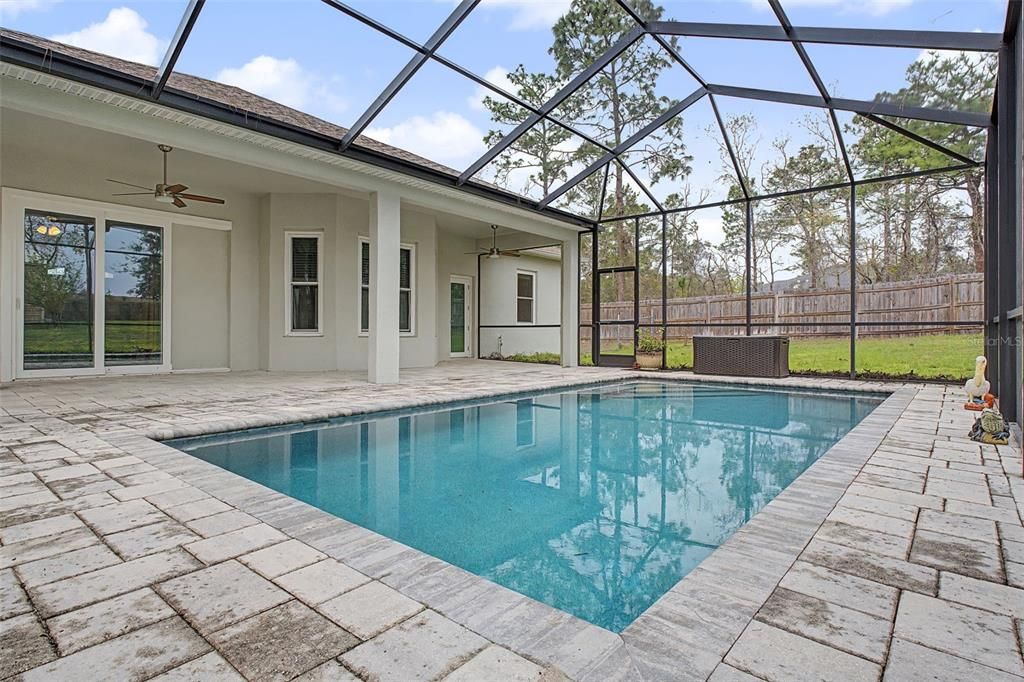 Active With Contract: $449,700 (3 beds, 2 baths, 2157 Square Feet)