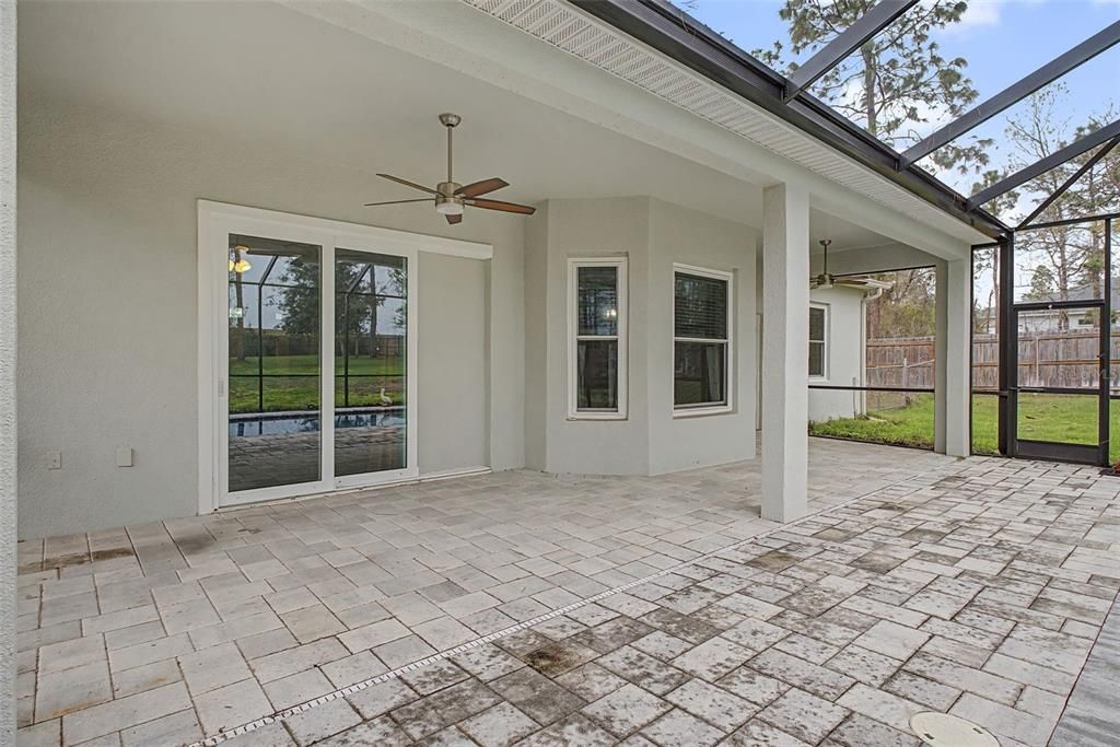 Active With Contract: $449,700 (3 beds, 2 baths, 2157 Square Feet)
