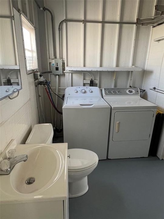 На продажу: $98,000 (2 спален, 2 ванн, 672 Квадратных фут)