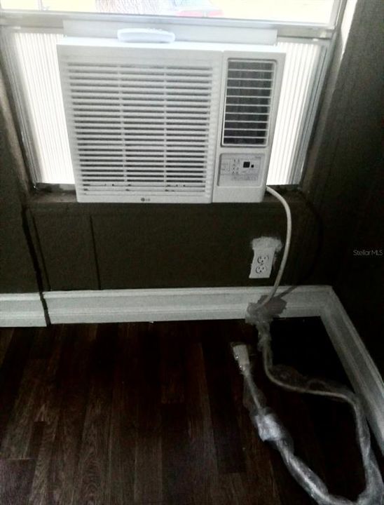 En Venta: $129,000 (3 camas, 2 baños, 952 Pies cuadrados)