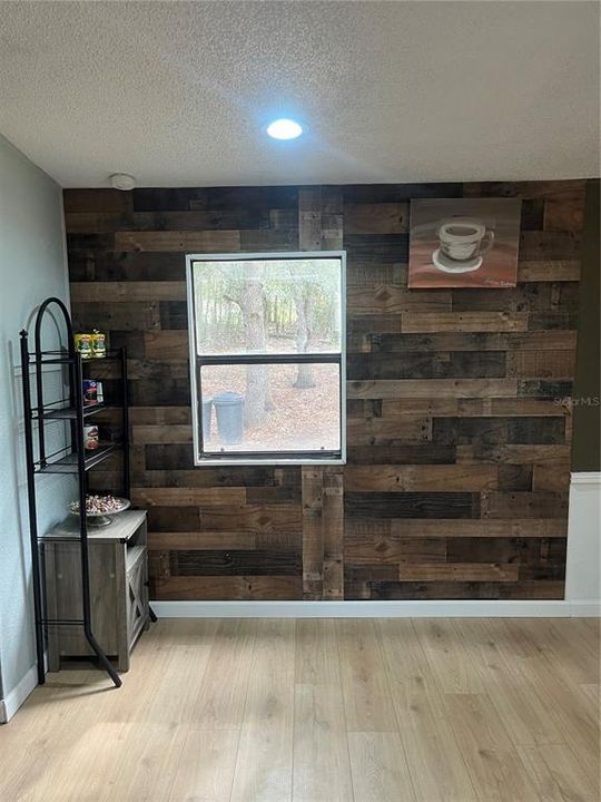 En Venta: $129,000 (3 camas, 2 baños, 952 Pies cuadrados)