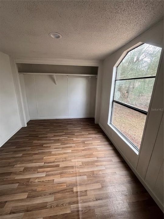 En Venta: $129,000 (3 camas, 2 baños, 952 Pies cuadrados)