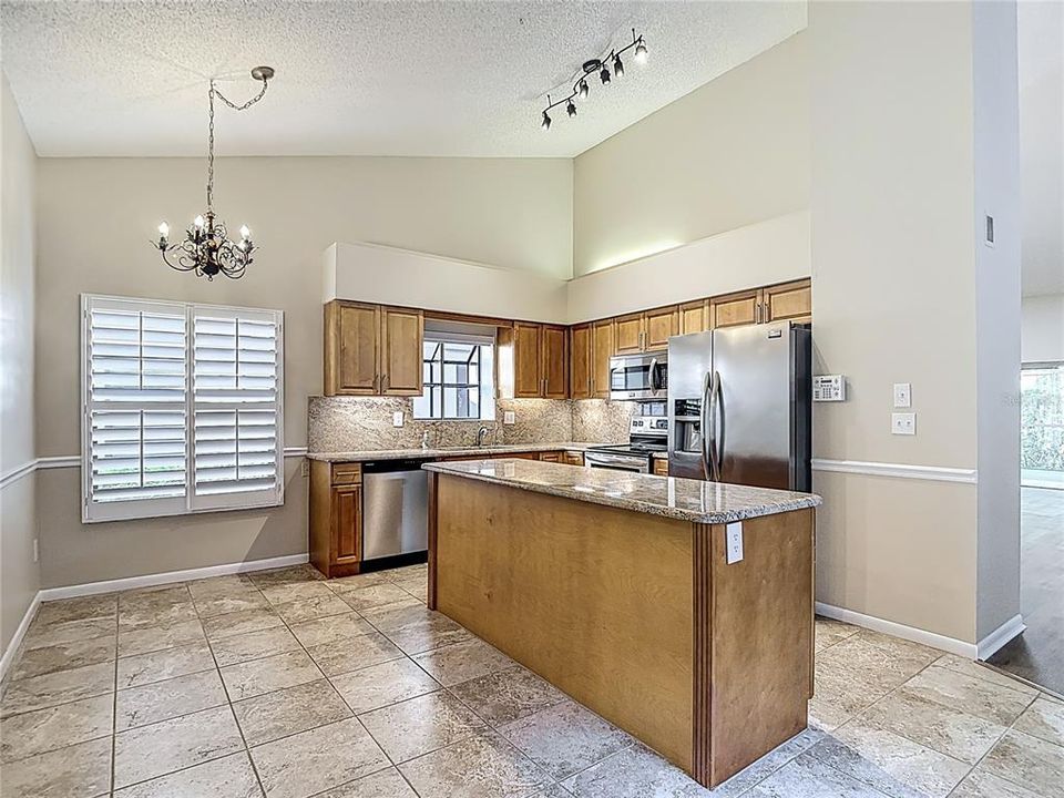 En Venta: $439,000 (2 camas, 2 baños, 1600 Pies cuadrados)