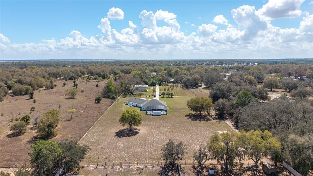 En Venta: $1,100,000 (5 camas, 4 baños, 3129 Pies cuadrados)