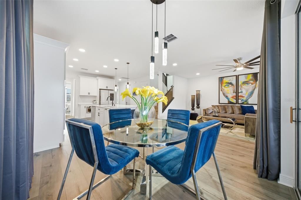 En Venta: $998,000 (5 camas, 4 baños, 3531 Pies cuadrados)