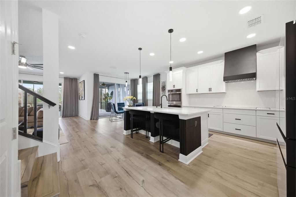 En Venta: $998,000 (5 camas, 4 baños, 3531 Pies cuadrados)