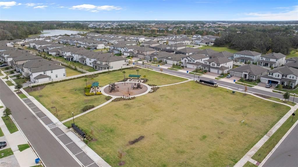 En Venta: $998,000 (5 camas, 4 baños, 3531 Pies cuadrados)