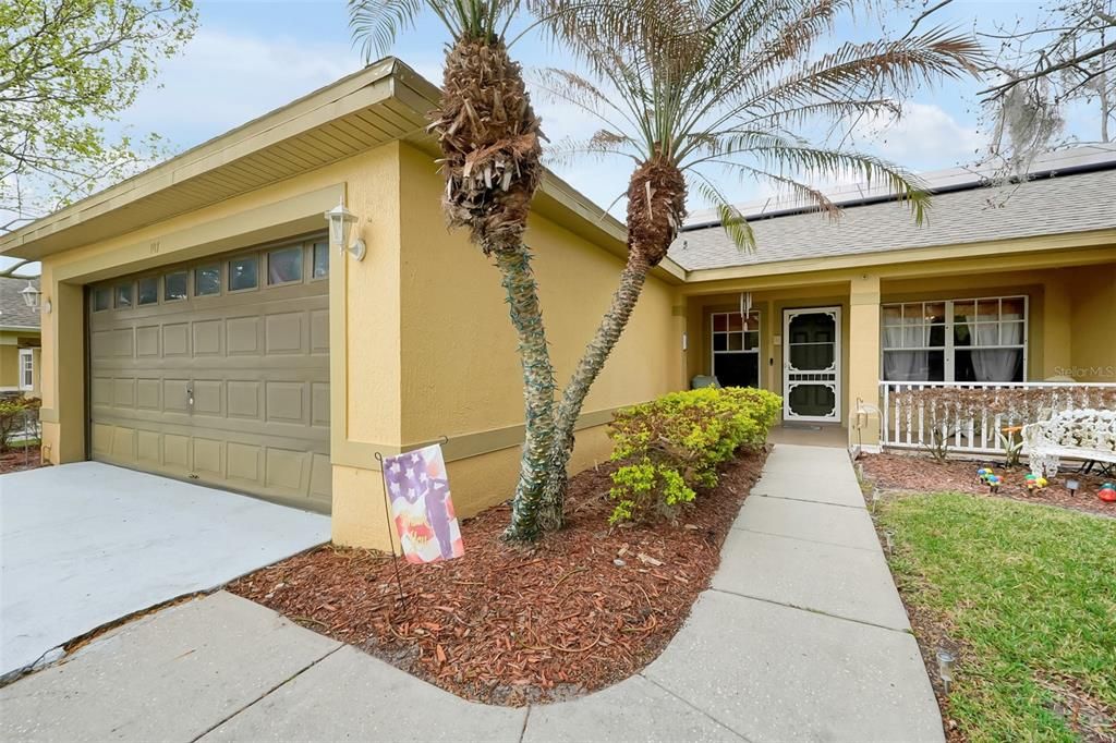 Activo con contrato: $429,975 (3 camas, 2 baños, 1582 Pies cuadrados)