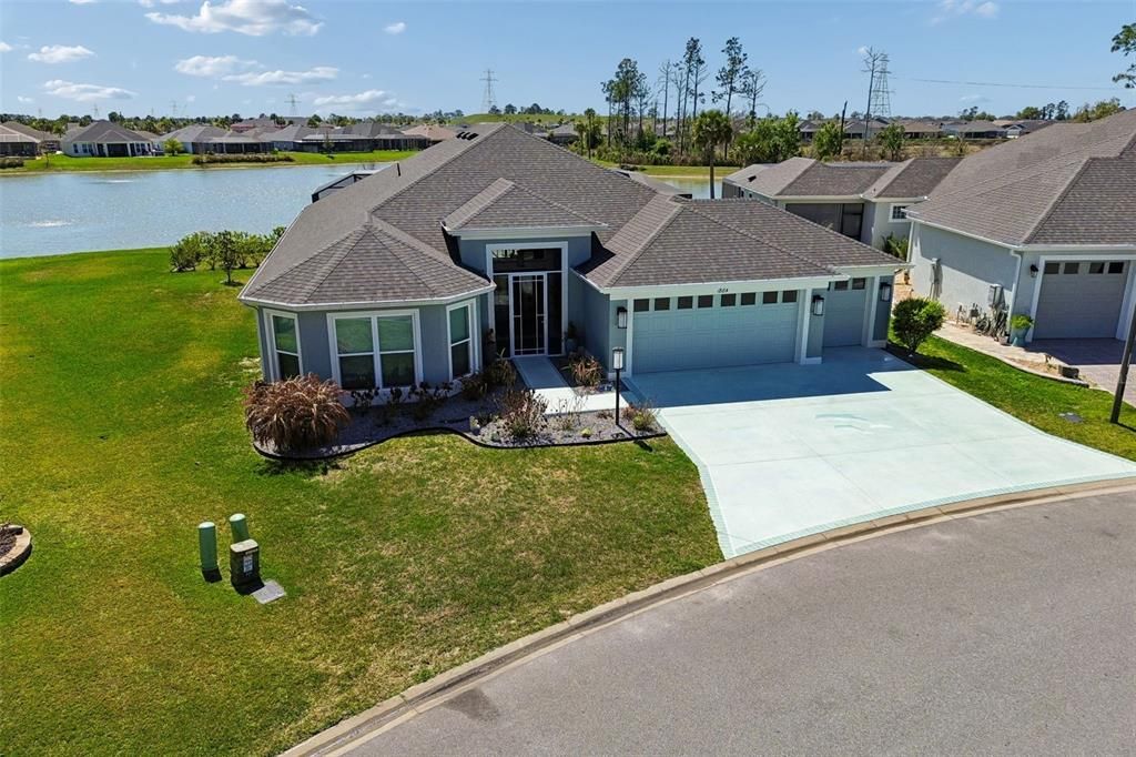 En Venta: $1,250,000 (4 camas, 2 baños, 2555 Pies cuadrados)