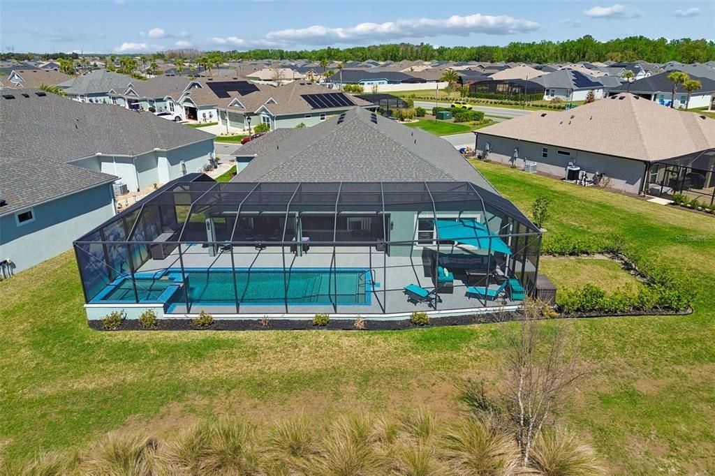 En Venta: $1,250,000 (4 camas, 2 baños, 2555 Pies cuadrados)