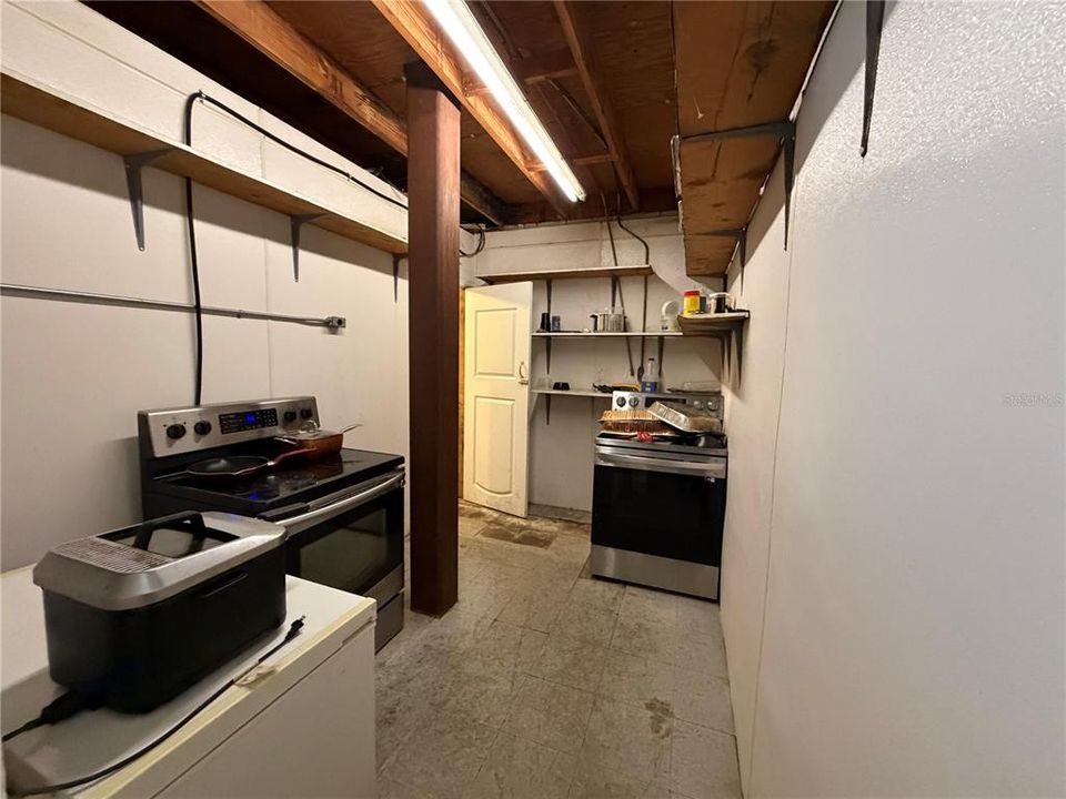 На продажу: $525,000 (0 спален, 0 ванн, 1325 Квадратных фут)