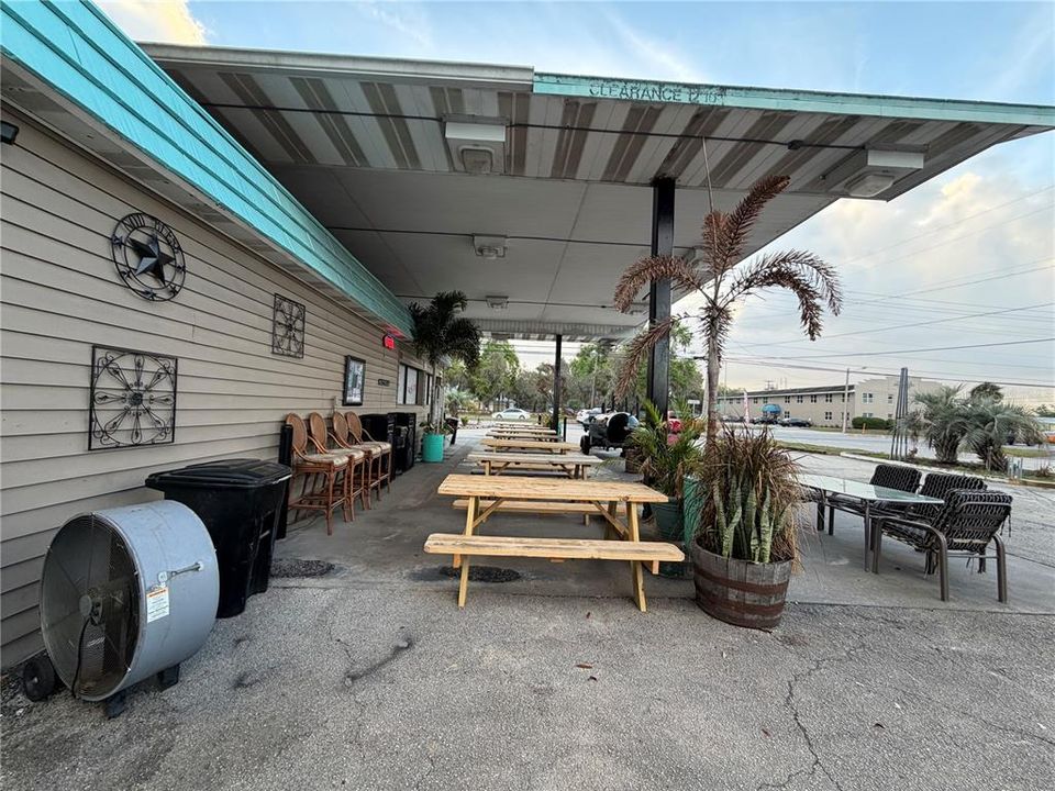 На продажу: $525,000 (0 спален, 0 ванн, 1325 Квадратных фут)