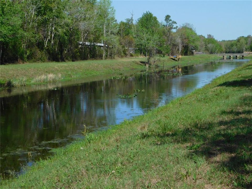 En Venta: $54,900 (1.51 acres)