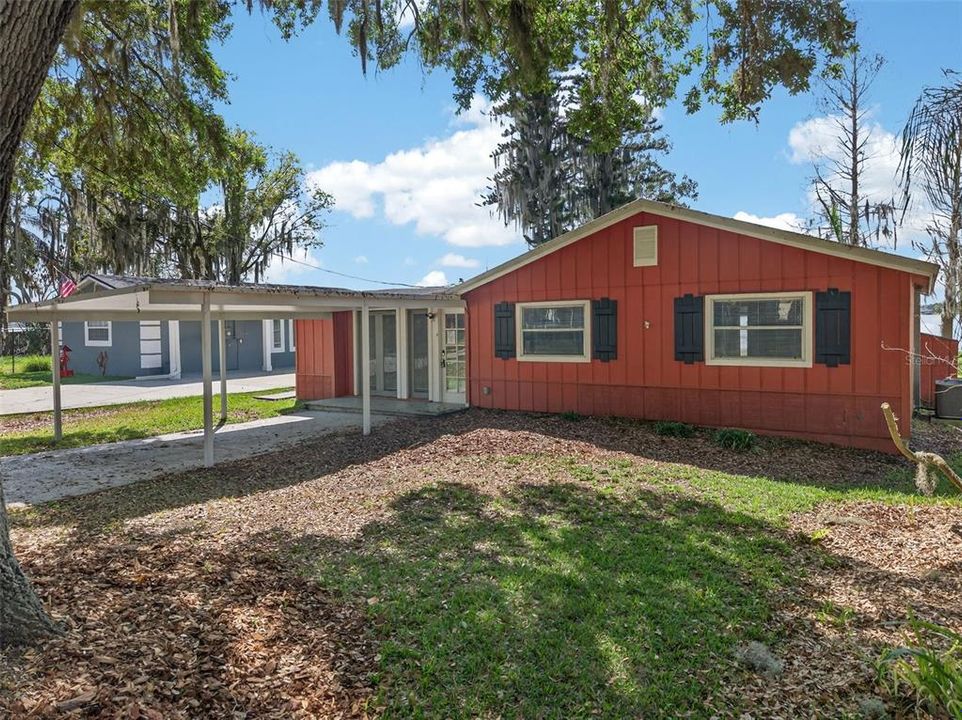 For Sale: $154,500 (2 beds, 1 baths, 960 Square Feet)