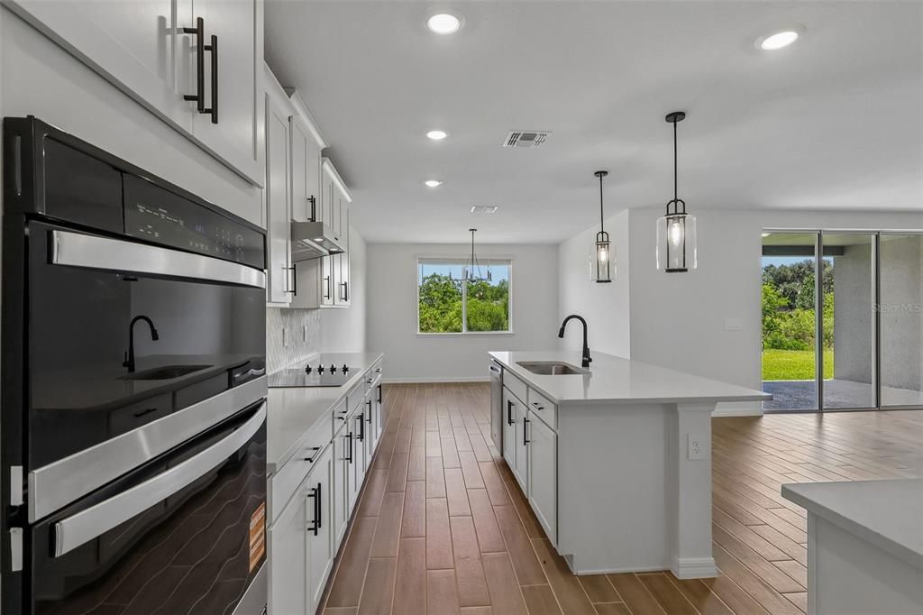 Active With Contract: $435,740 (4 beds, 3 baths, 2793 Square Feet)