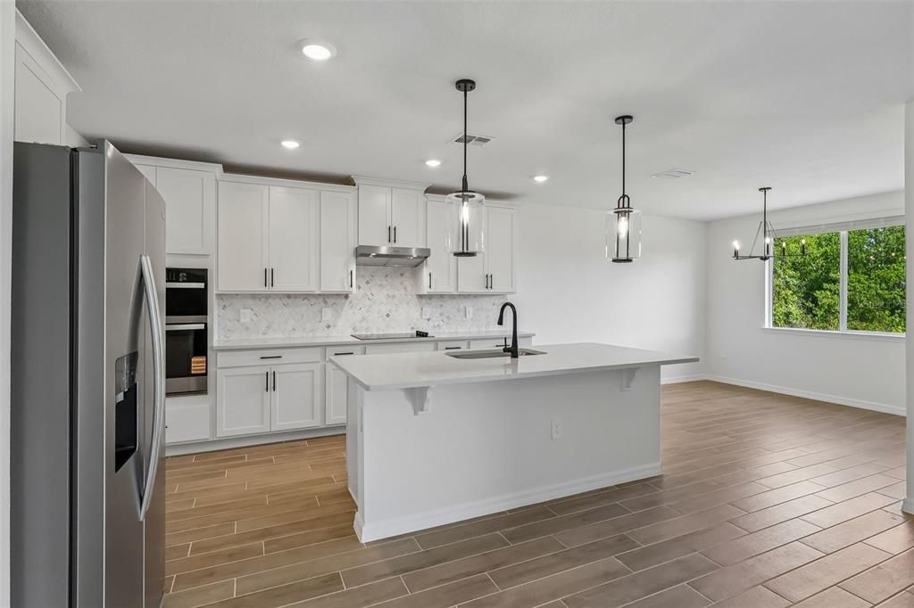 Active With Contract: $435,740 (4 beds, 3 baths, 2793 Square Feet)